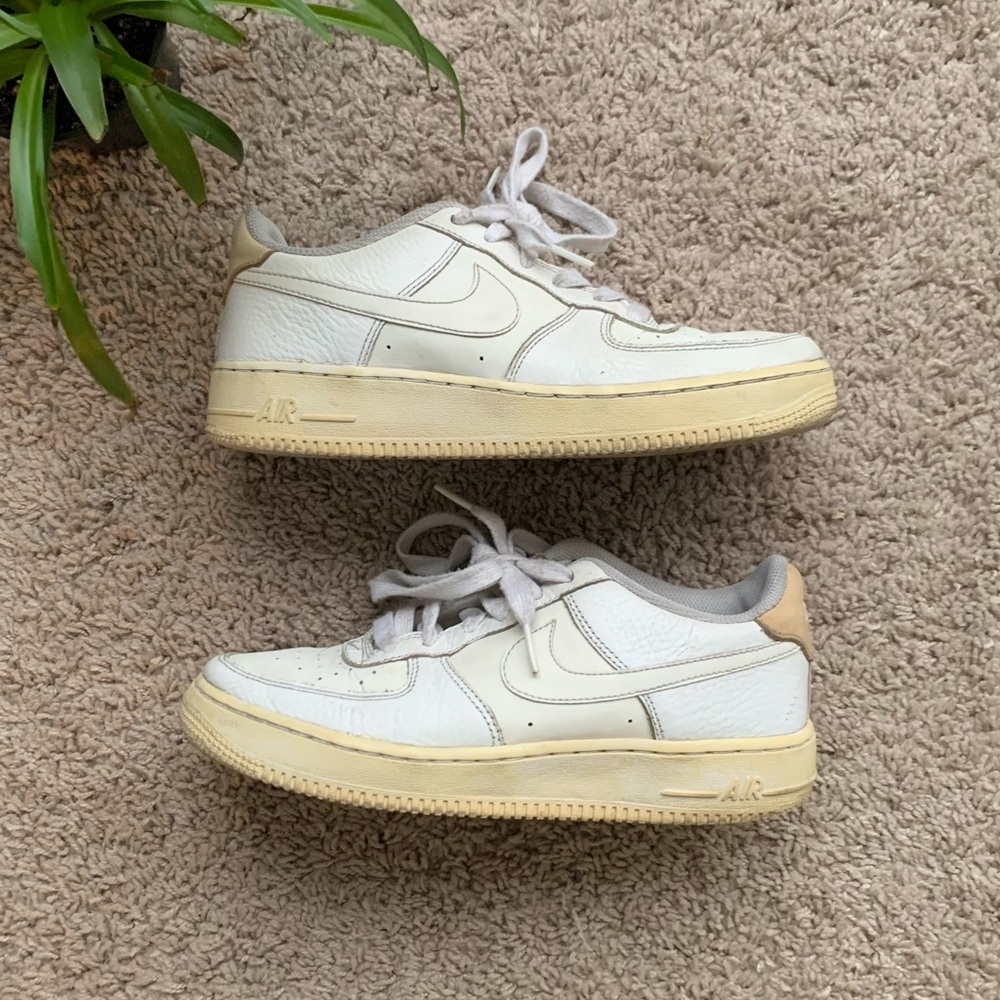 Nike Air Force 1 LV8 Size Womens 8 (6.5Y GS) White Yellow AF1 Shoes